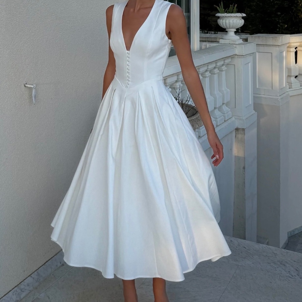 Midi white dress